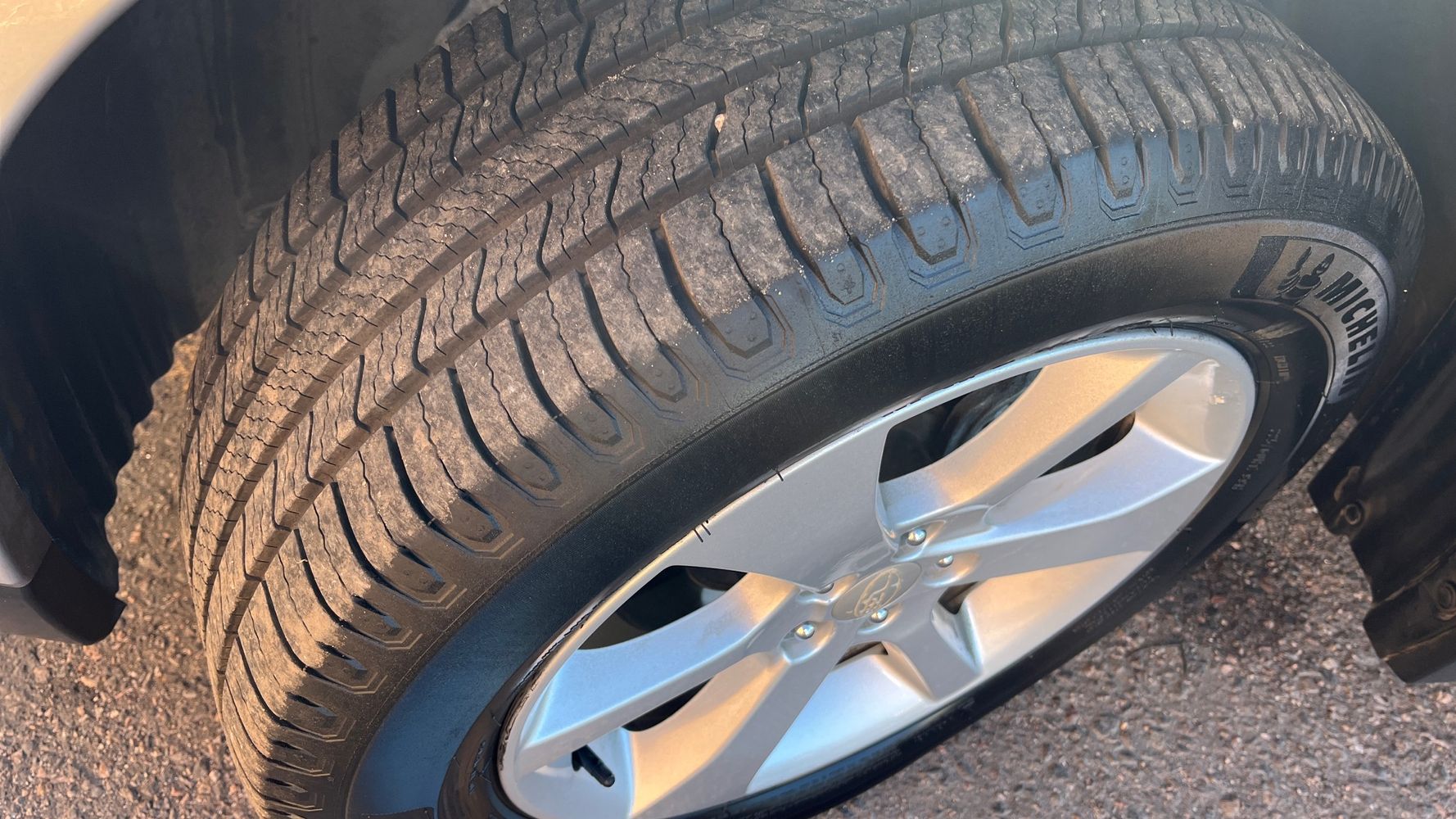 2014 Subaru Outback 2.5i Premium photo 21