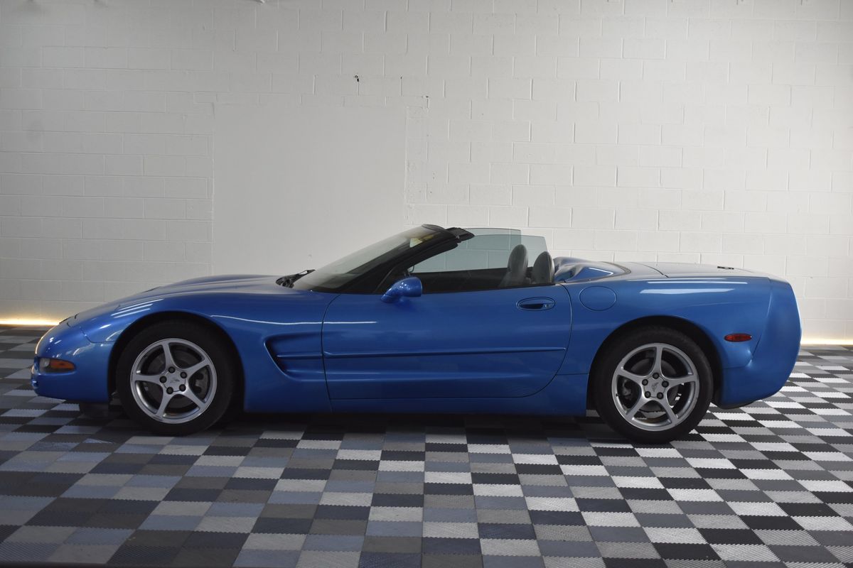 2000 Chevrolet Corvette 