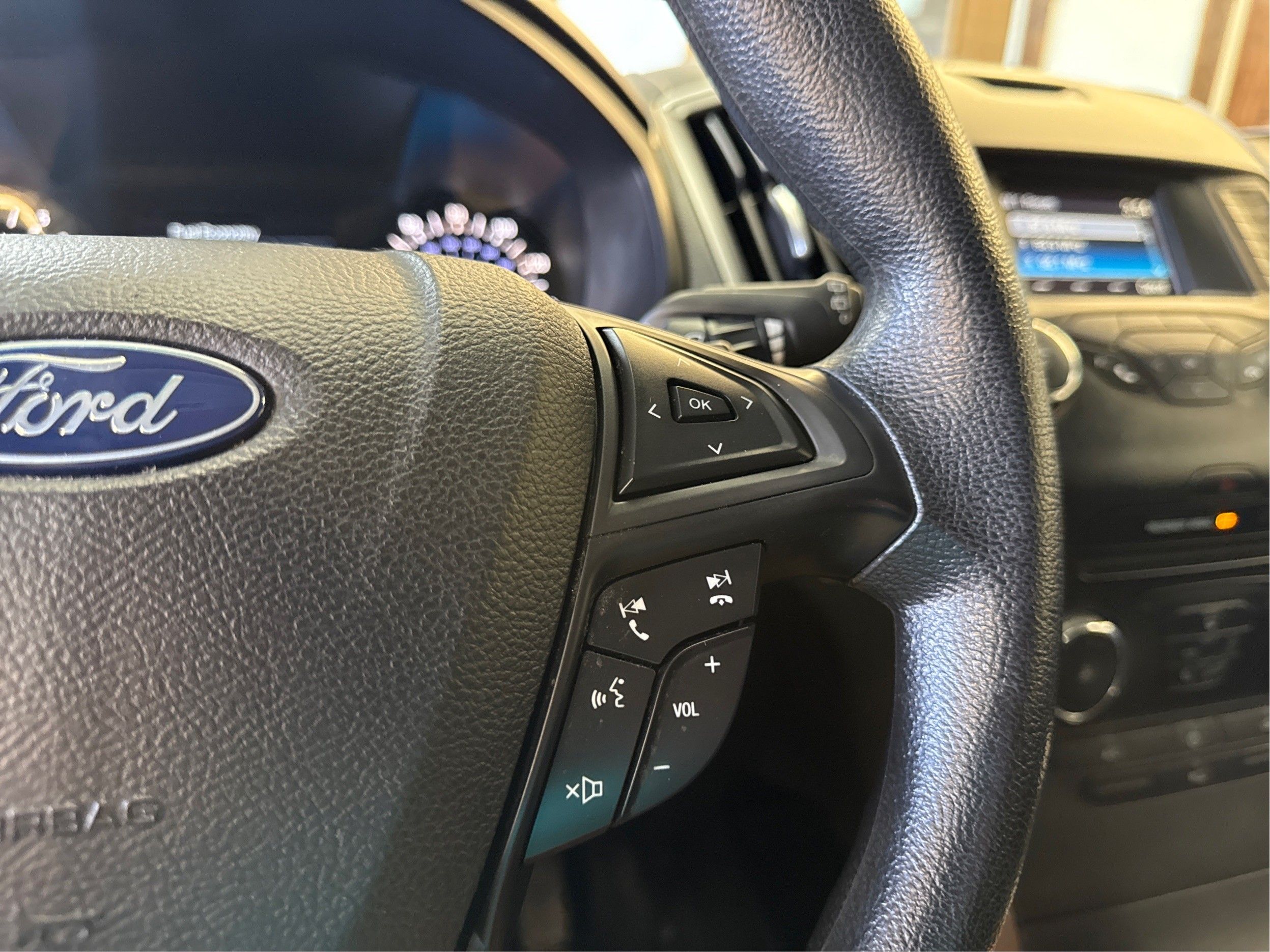 2018 Ford Edge SE - Photo 30