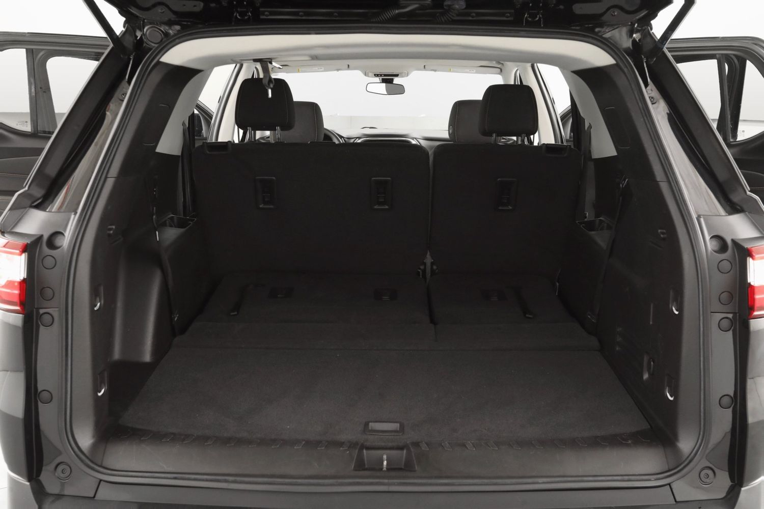 2019 Chevrolet Traverse LS photo 22