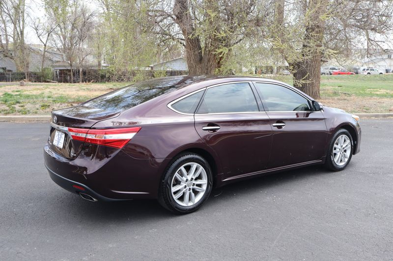 2013 Toyota Avalon XLE | Victory Motors of Colorado