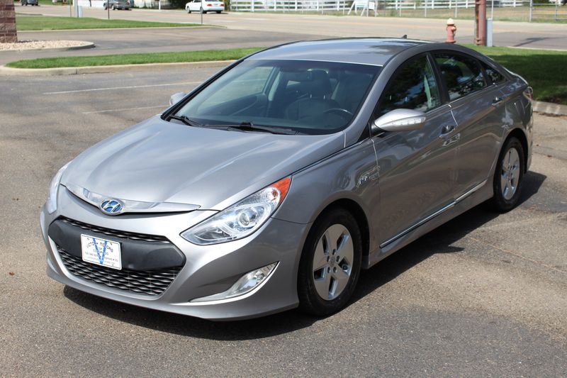 2012 Hyundai Sonata Hybrid | Victory Motors of Colorado