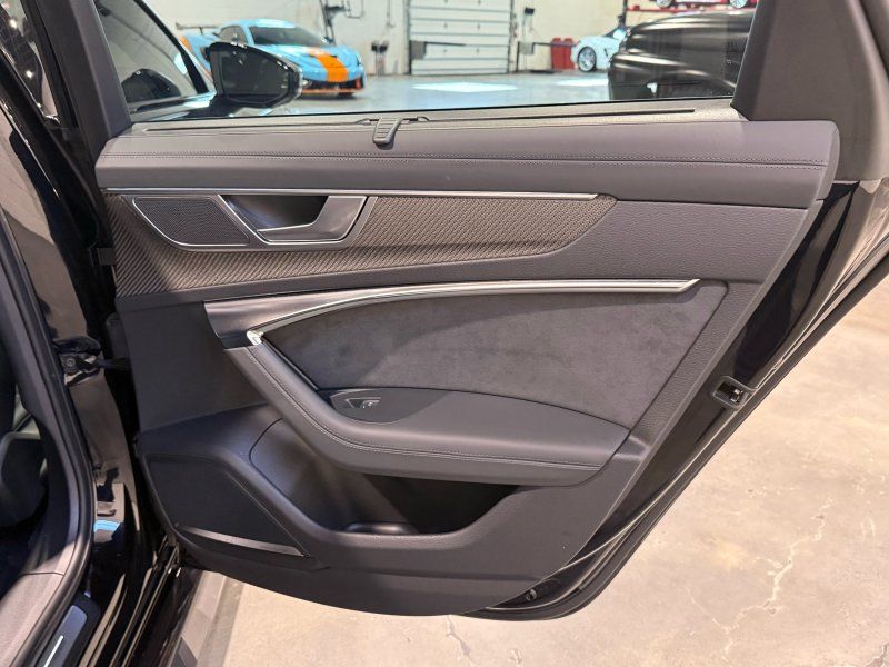 2026 Audi RS 6 Avant Performan quattro tiptronic, photo 18