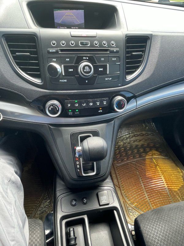 2015 Honda CR-V LX - Photo 16