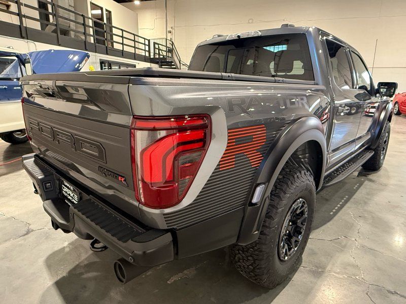 2025 Ford F-150 Raptor R, photo 5