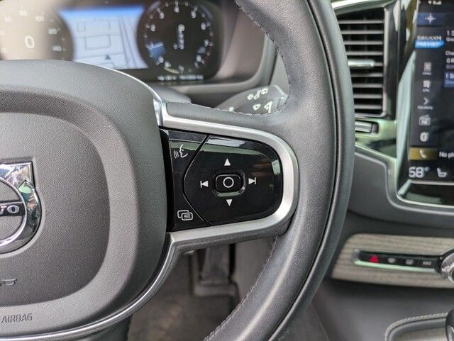 2022 Volvo XC90 Inscription photo 22