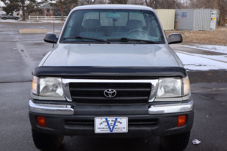 2000 Toyota Tacoma SR5 V6 | Victory Motors of Colorado