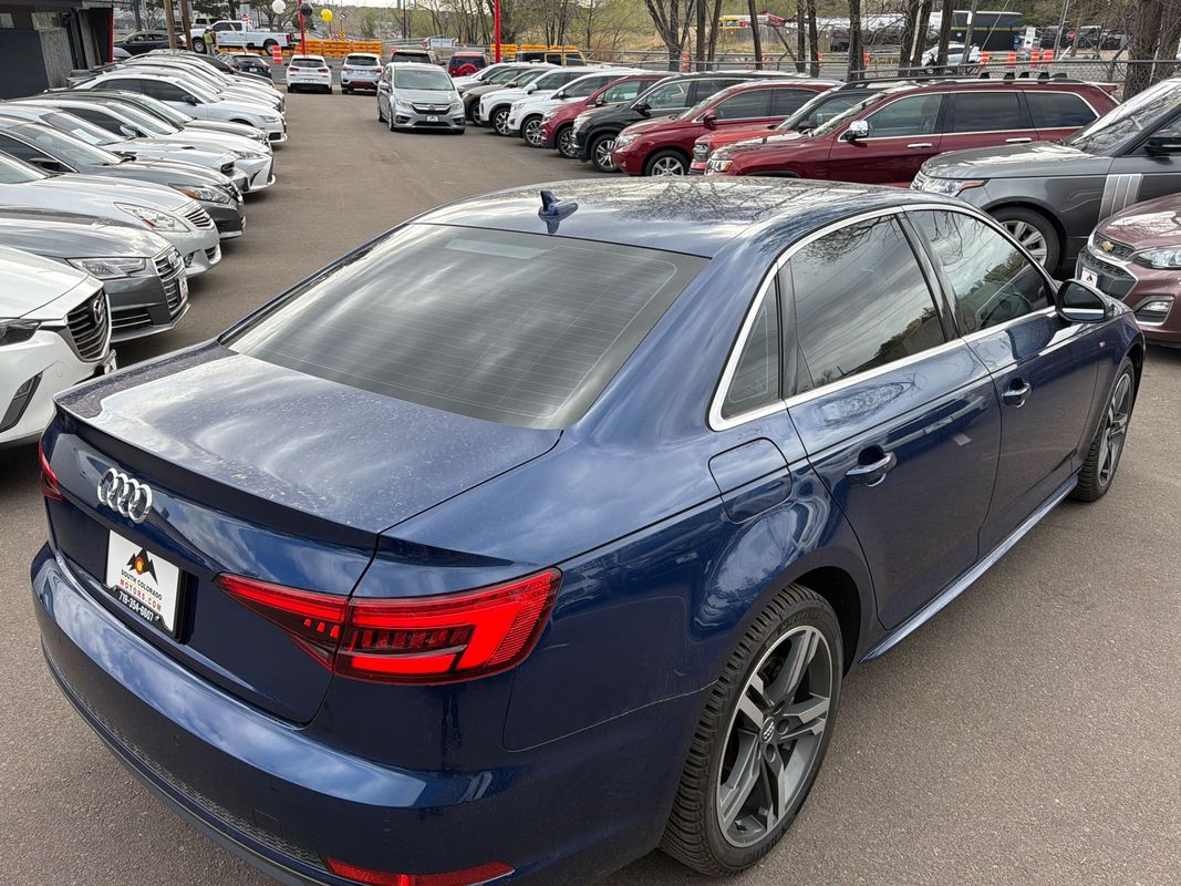 View vehicle photo 7