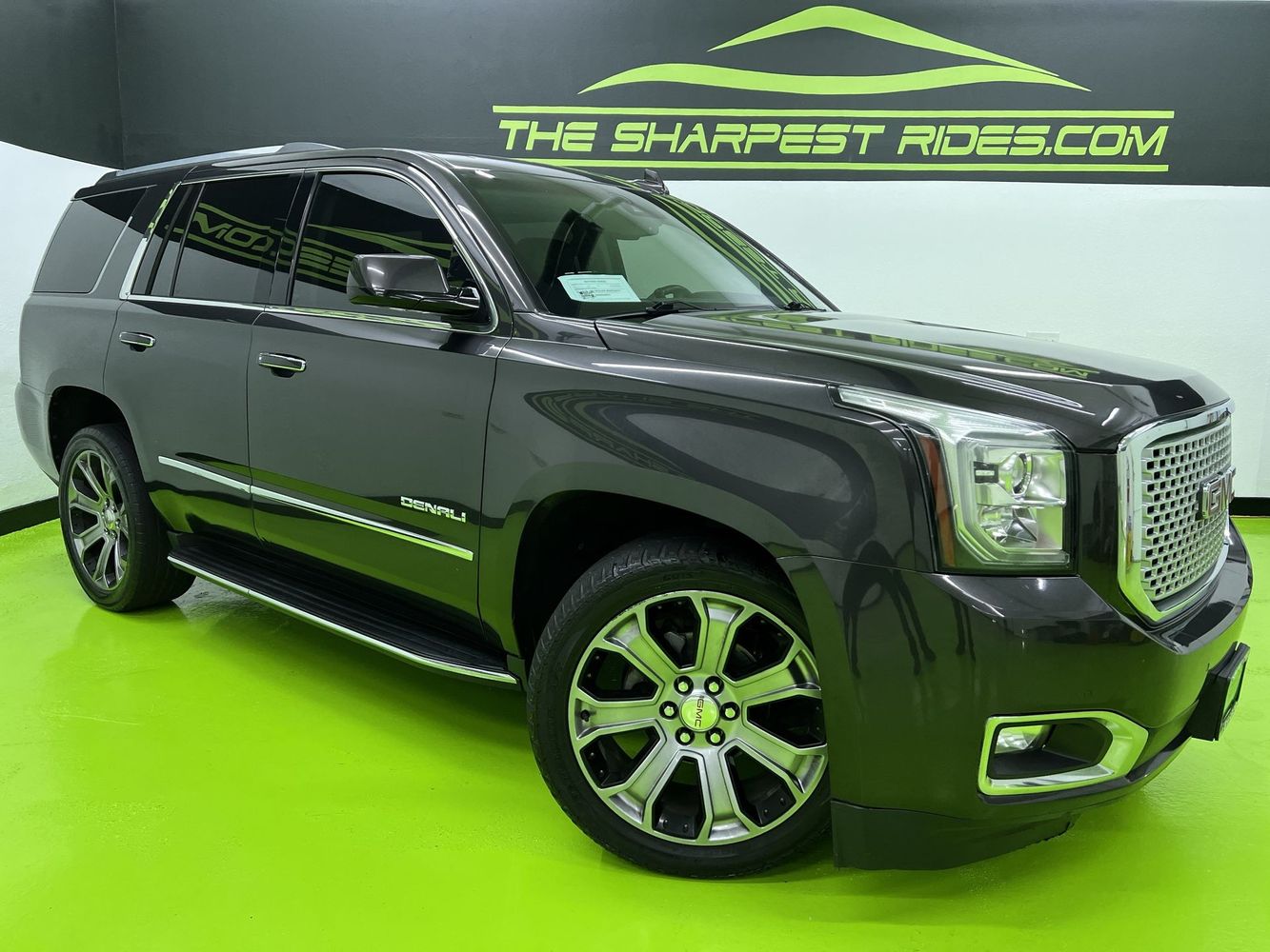 2017 GMC Yukon 4WD Denali's photo