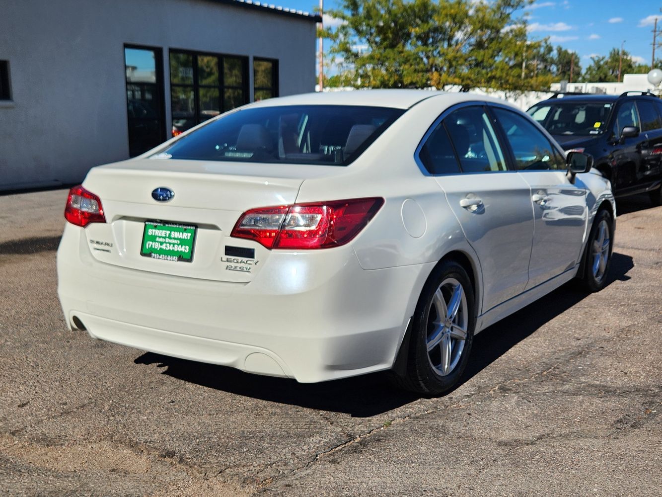 2015 Subaru Legacy 2.5i photo 3