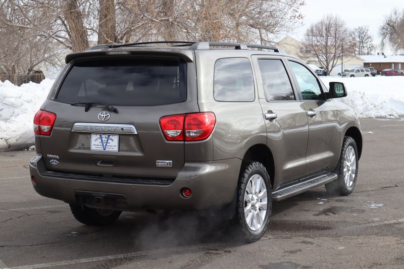 2008 Toyota Sequoia Photos