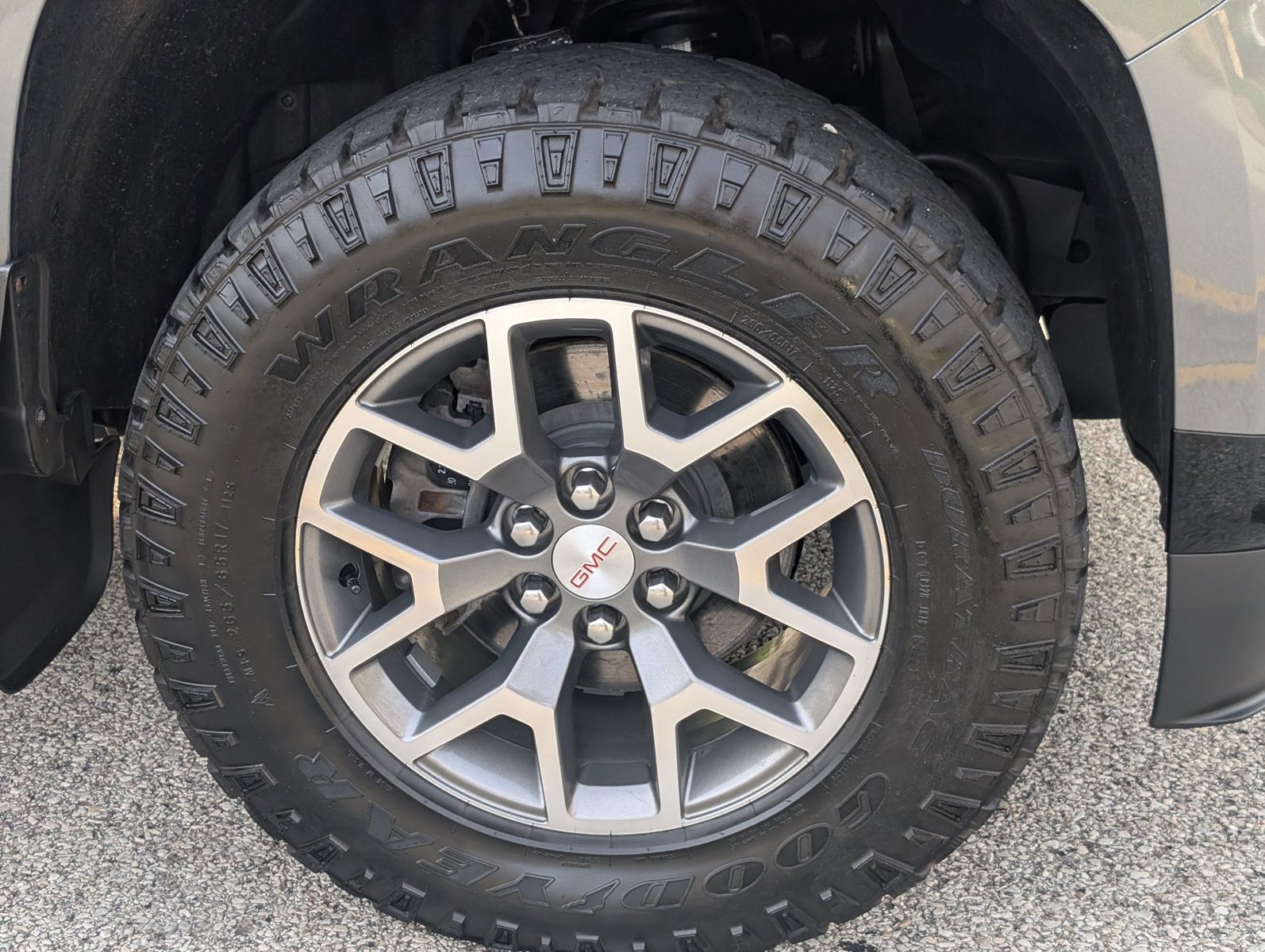 2022 GMC Canyon 25