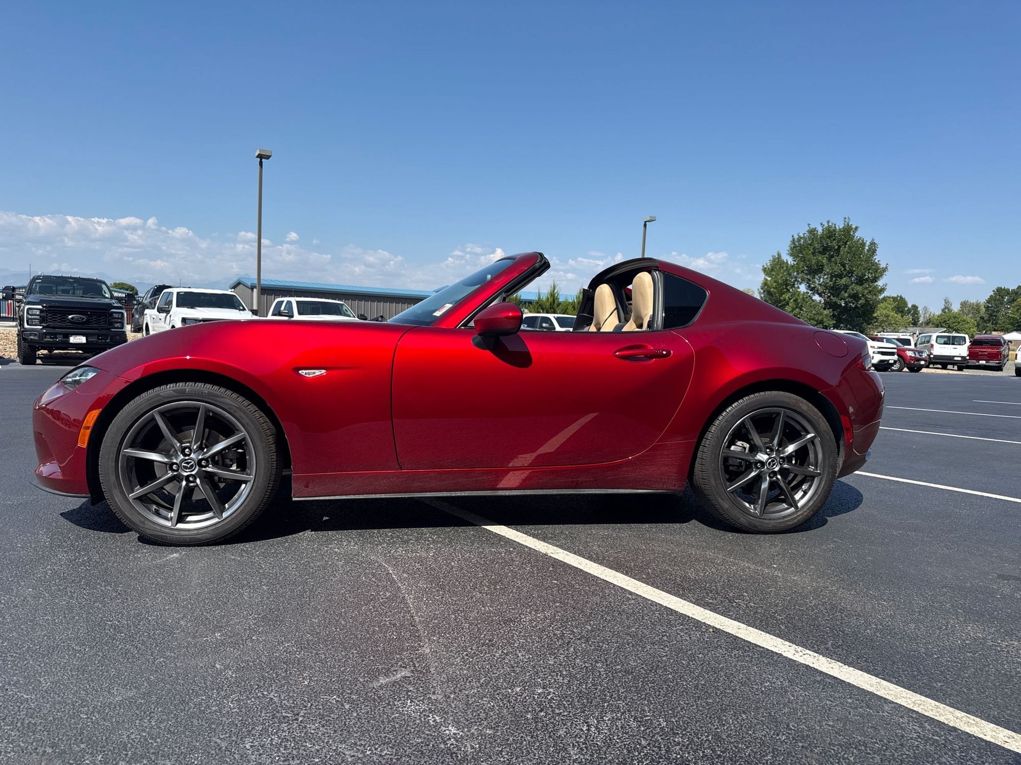 2019 Mazda MX-5 Miata Miata RF Grand Touring photo 12