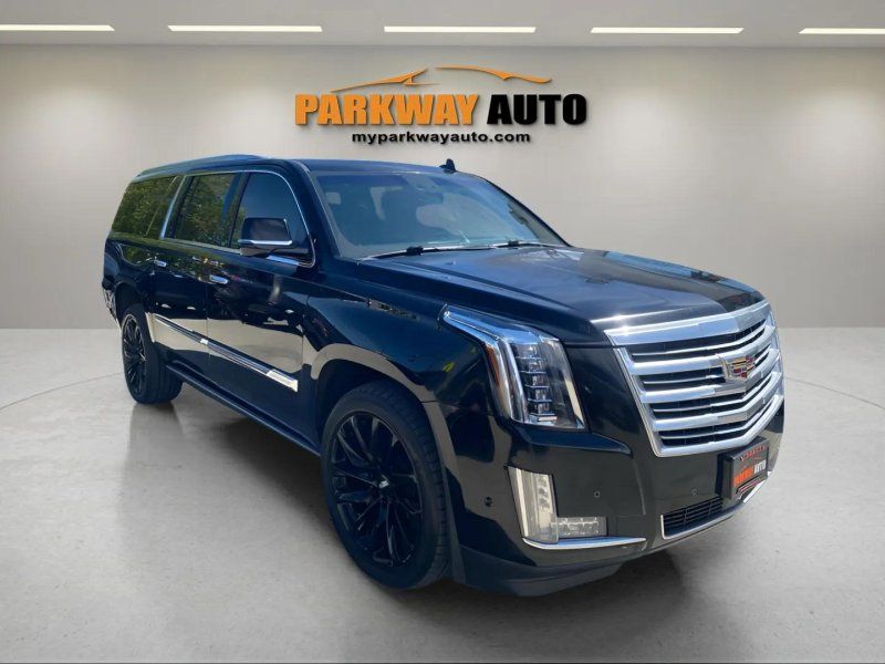 2018 Cadillac Escalade ESV AWD Platinum's photo