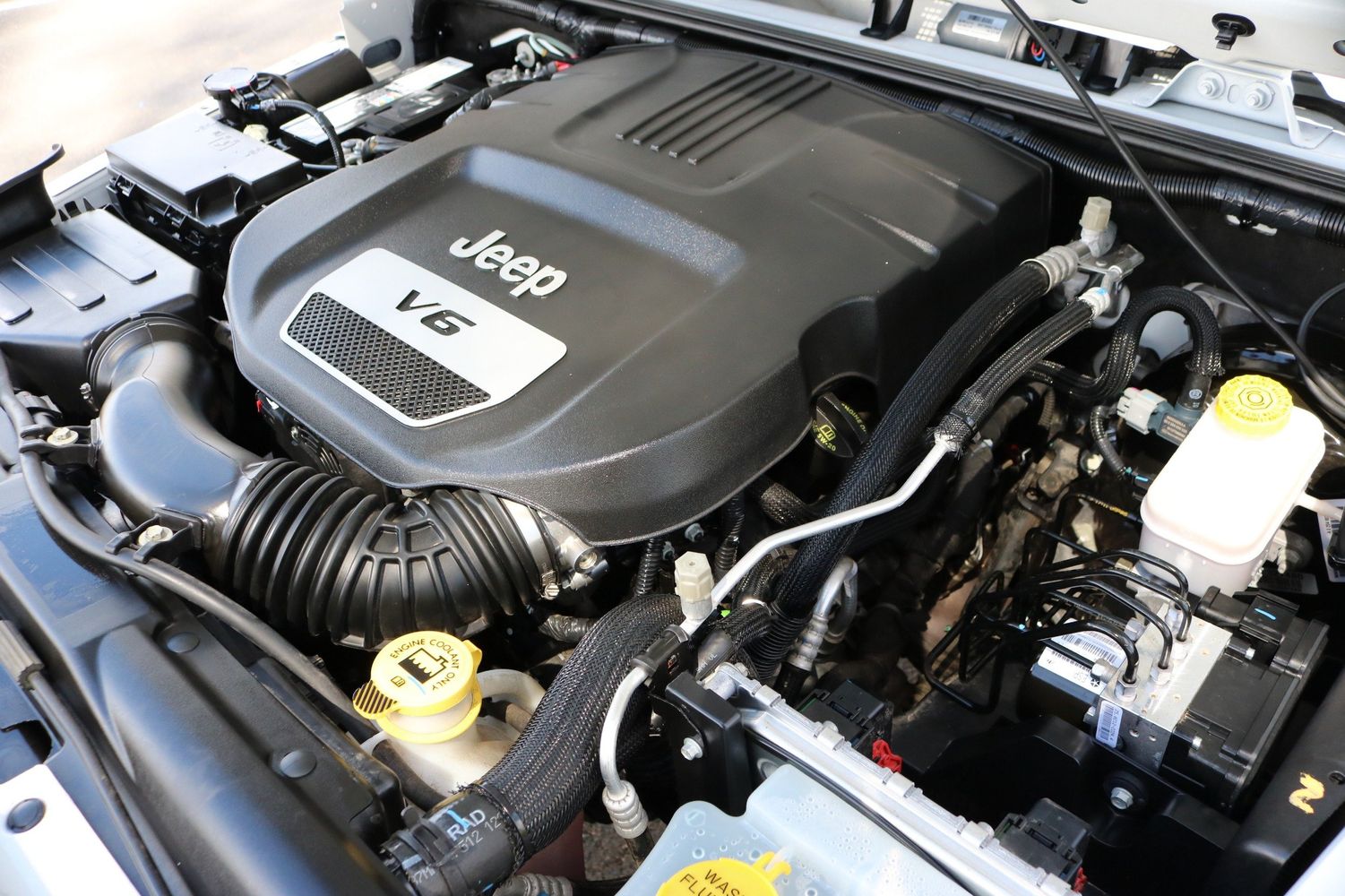 2016 Jeep Wrangler Unlimited Sport | Victory Motors of Colorado