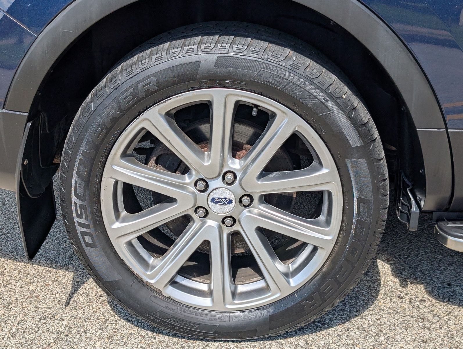 2017 Ford Explorer 22
