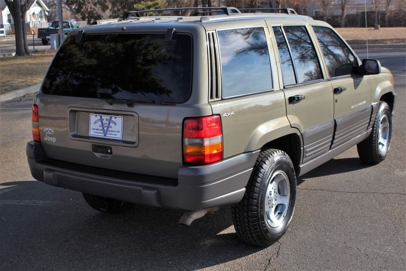 1998 Jeep Grand Cherokee Laredo | Victory Motors of Colorado