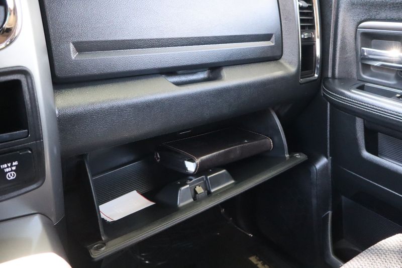 ネーム 2016 Ram 1500 Sport | Victory Motors of Colorado