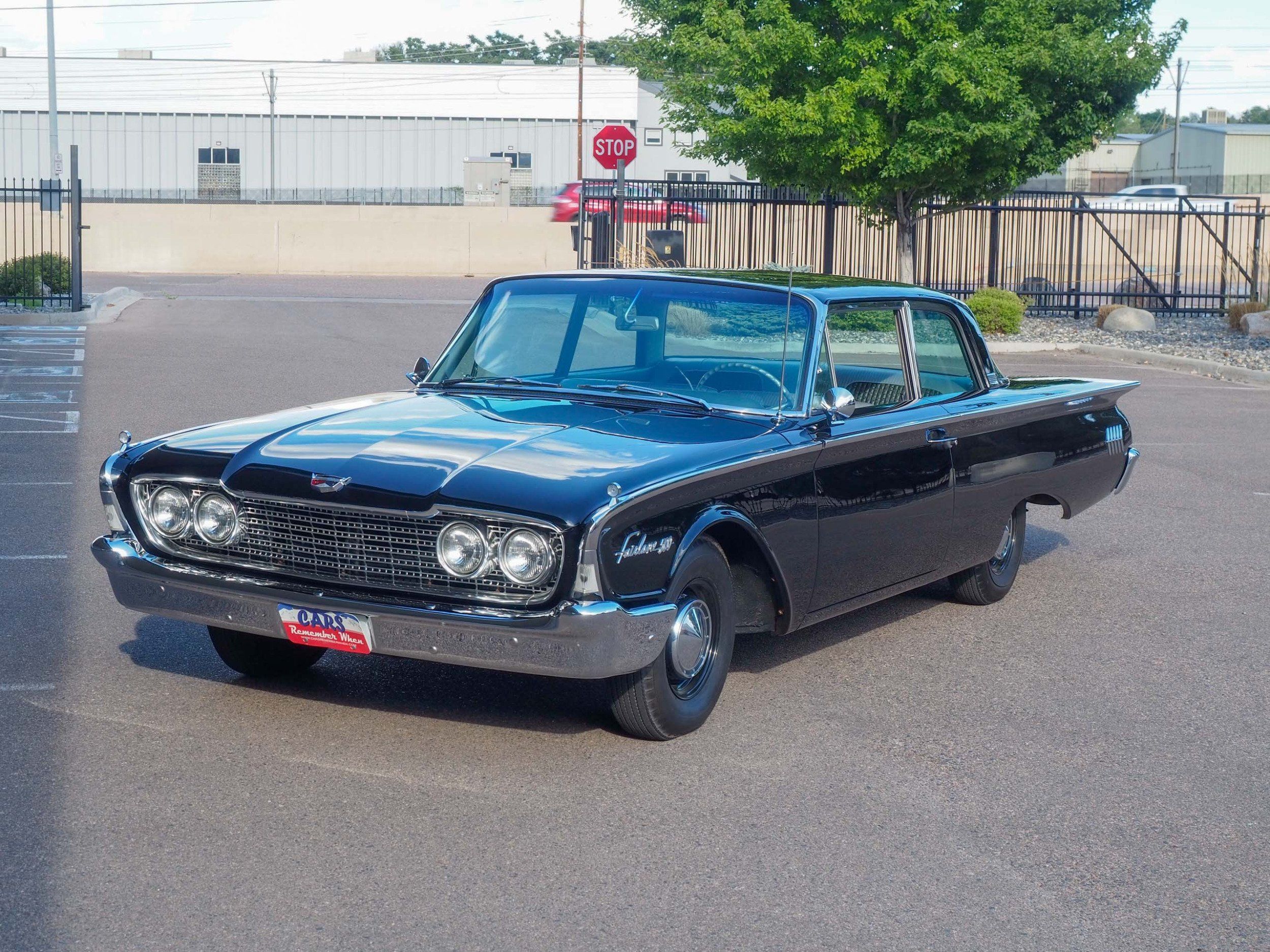 1960 Ford Fairlane Black 500