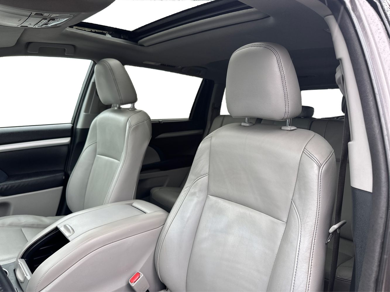 2016 Toyota Highlander XLE photo 22