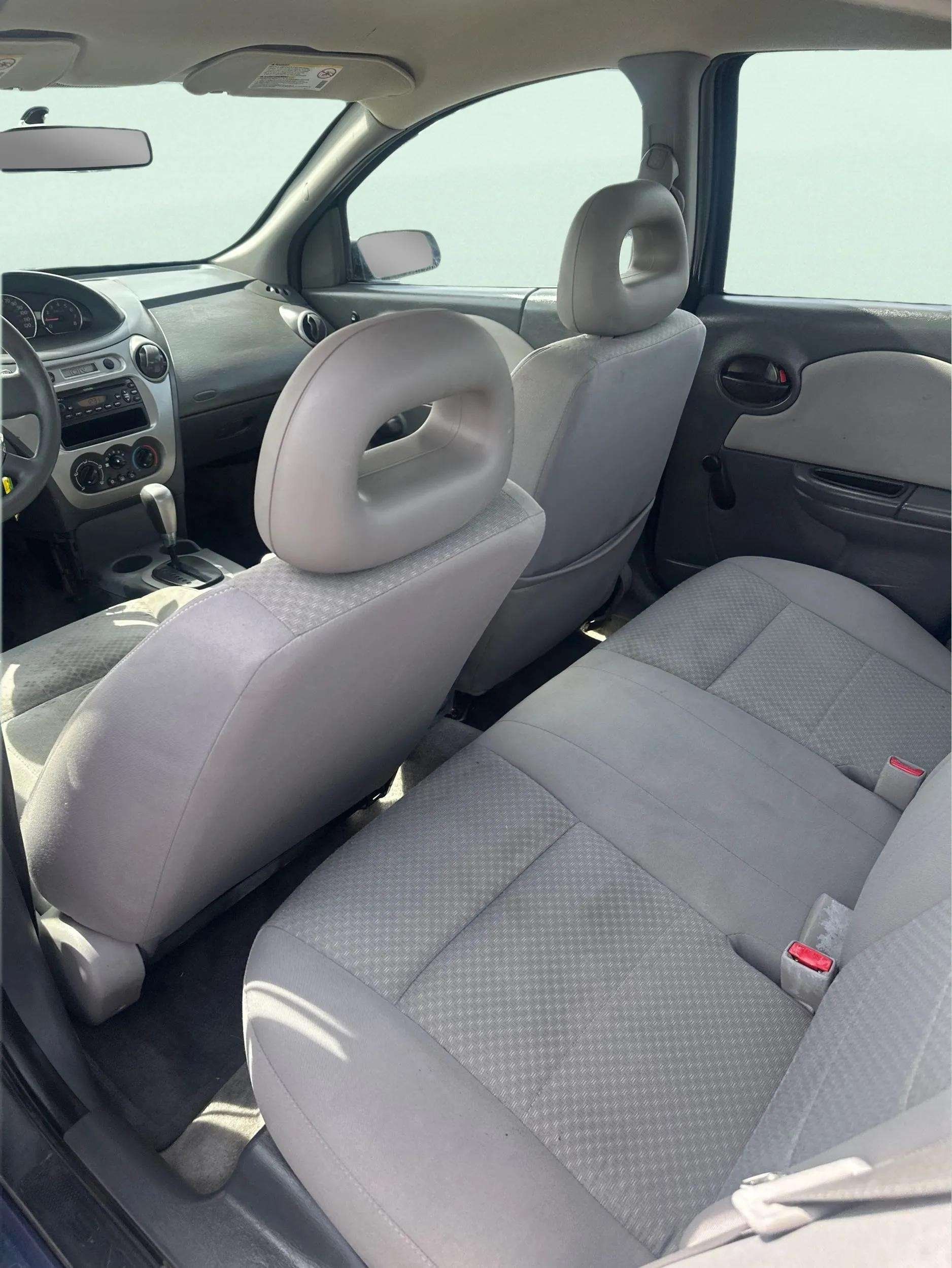 2005 Saturn ION 2 - Photo 13