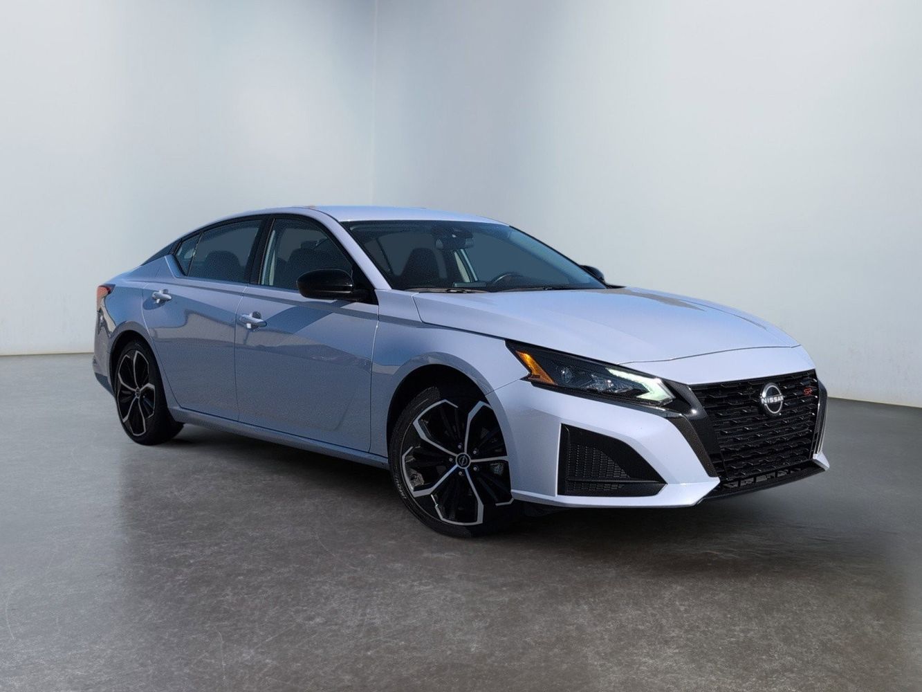 2024 Nissan Altima SR