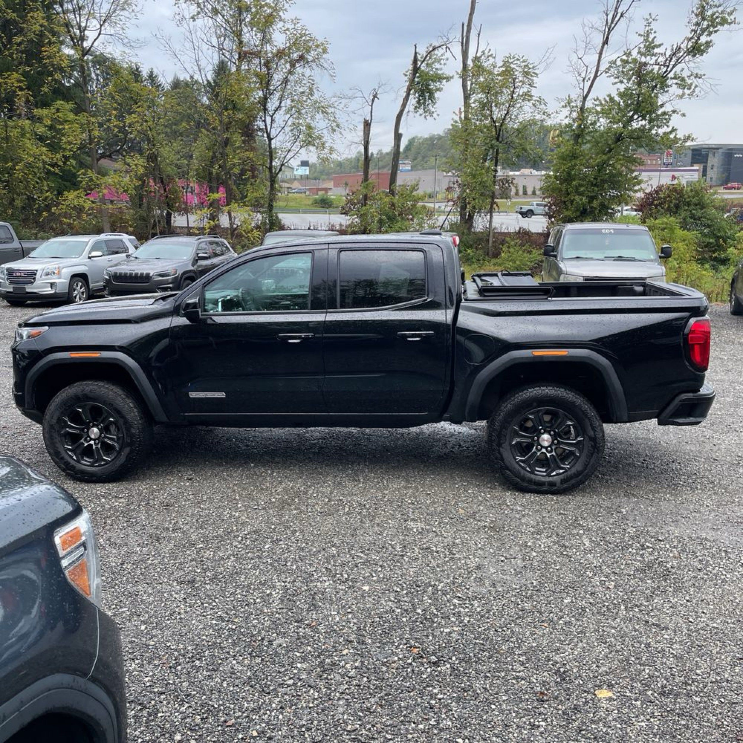2024 Gmc Canyon Elevation photo 2