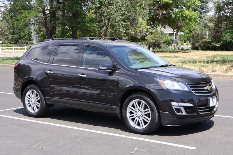 2015 Chevrolet Traverse LT | Victory Motors of Colorado
