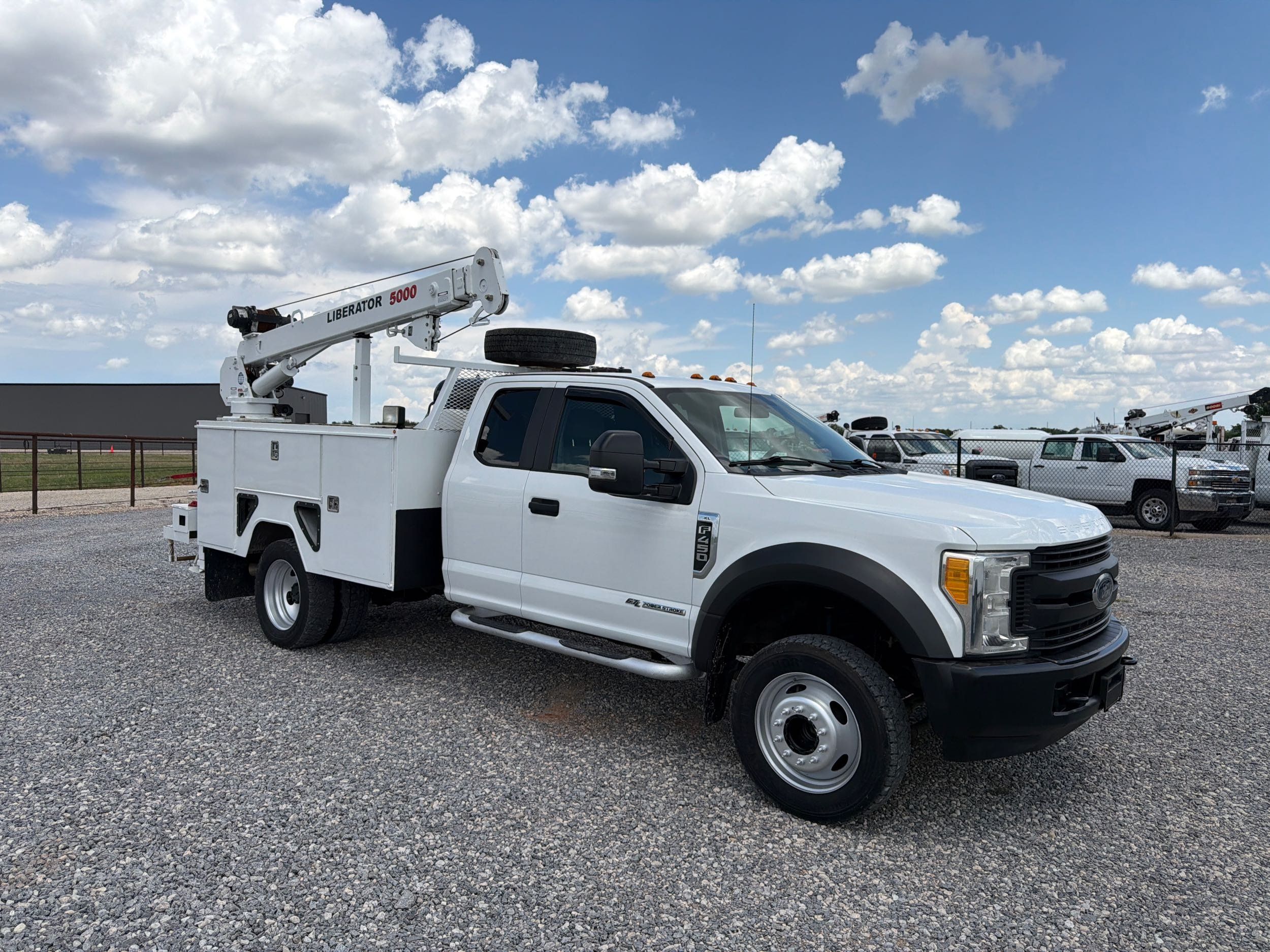 2017 Ford F-450 XL SuperCab 168-In DRW's photo