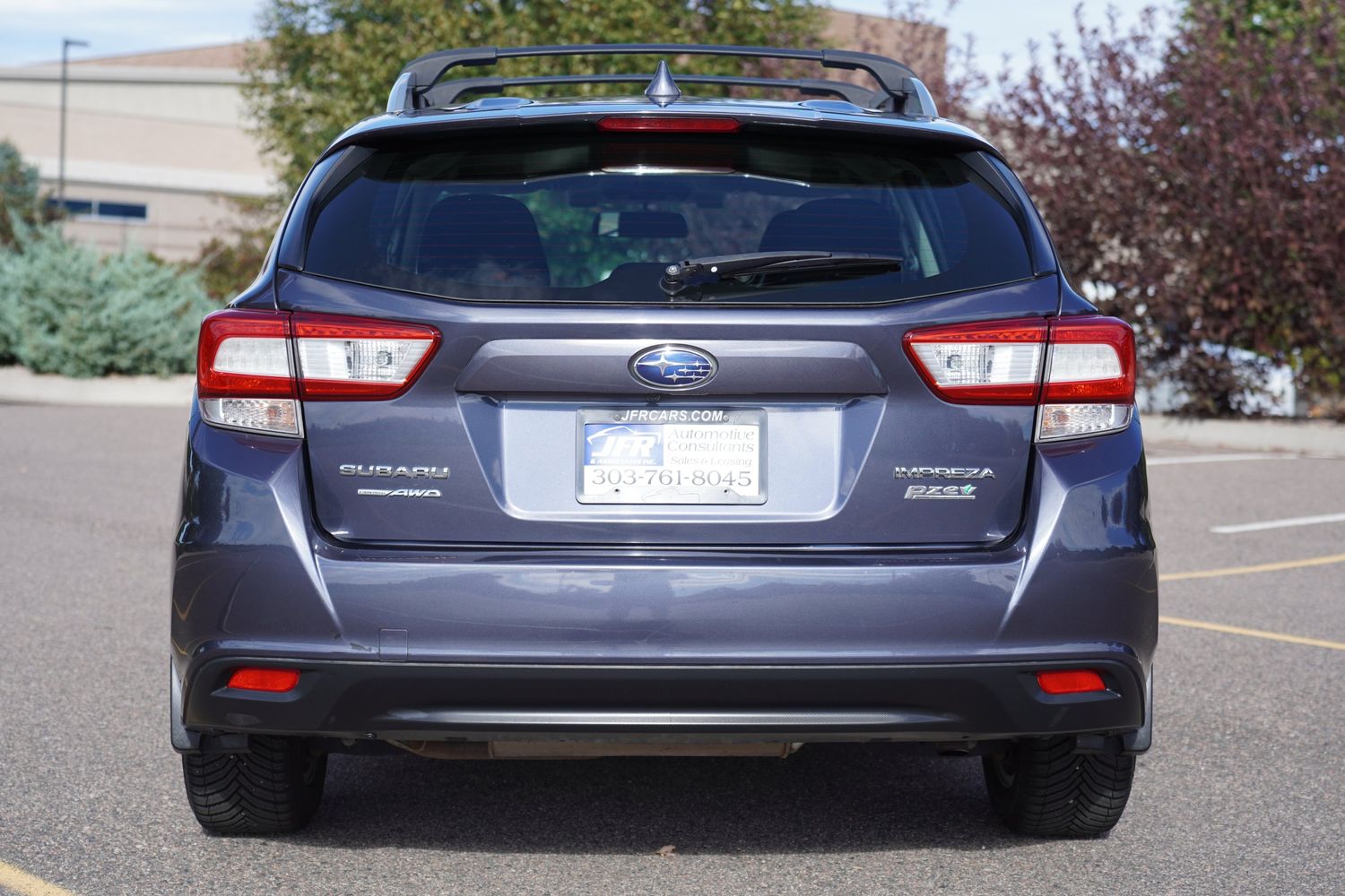2017 Subaru Impreza 2.0i Premium photo 3