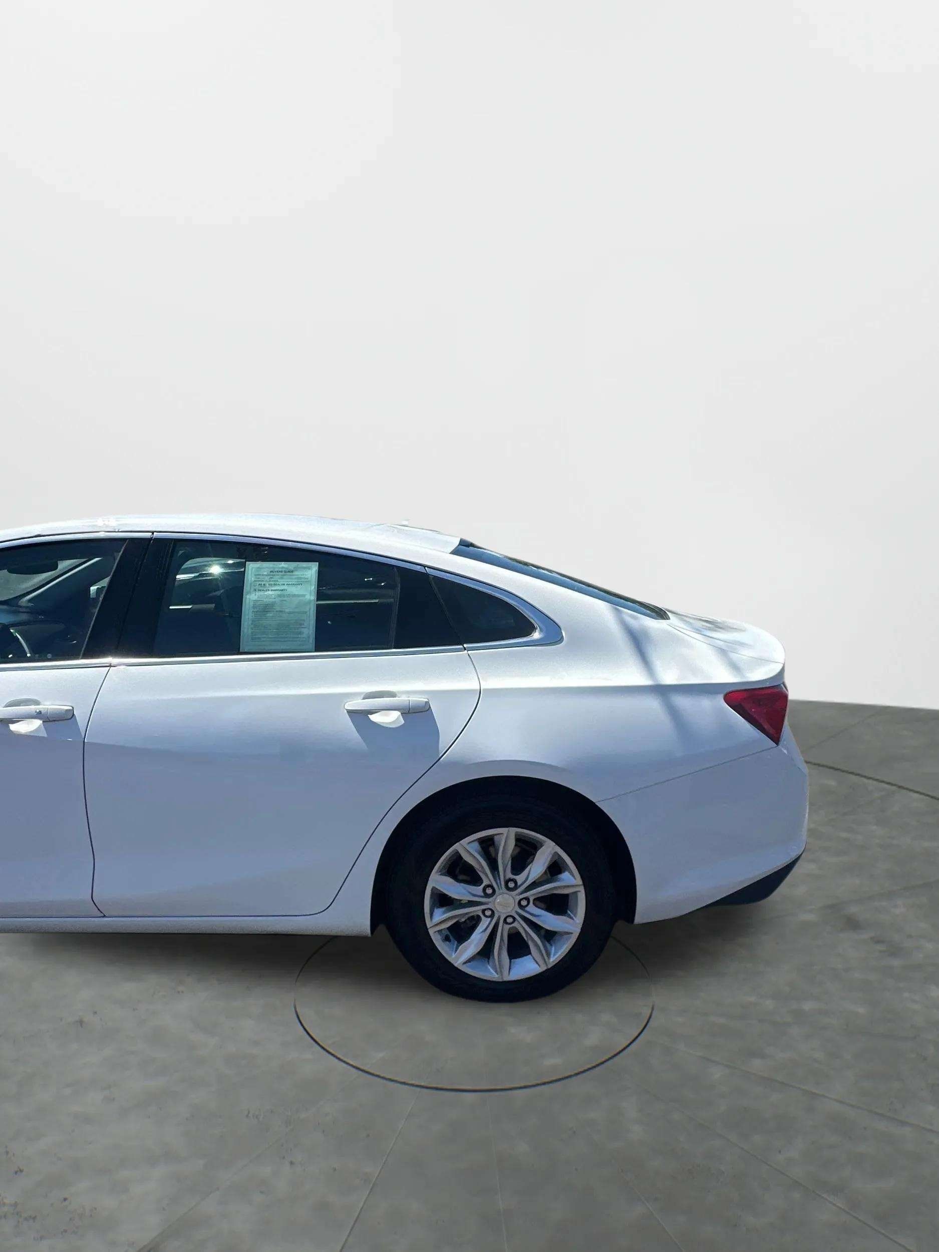 2023 Chevrolet Malibu 1LT - Photo 32