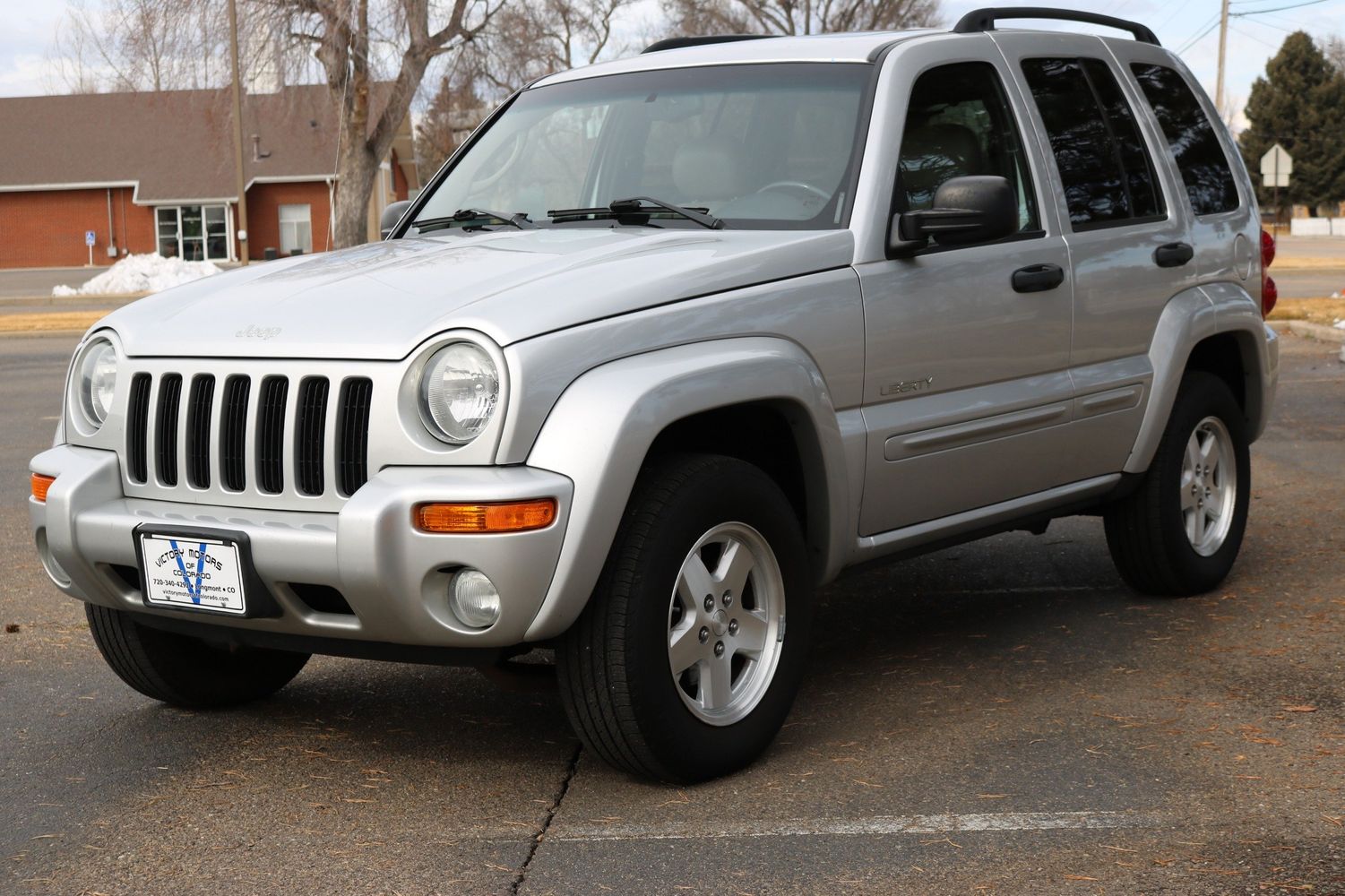 2004 Jeep Liberty Limited | Victory Motors of Colorado