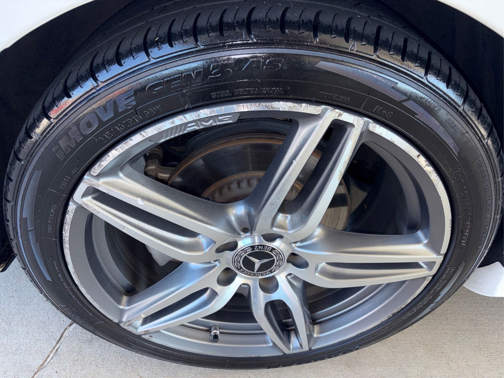 Mercedes-Benz e photo 16