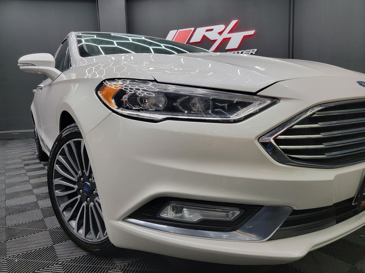 2018 Ford Fusion Titanium - Photo 11