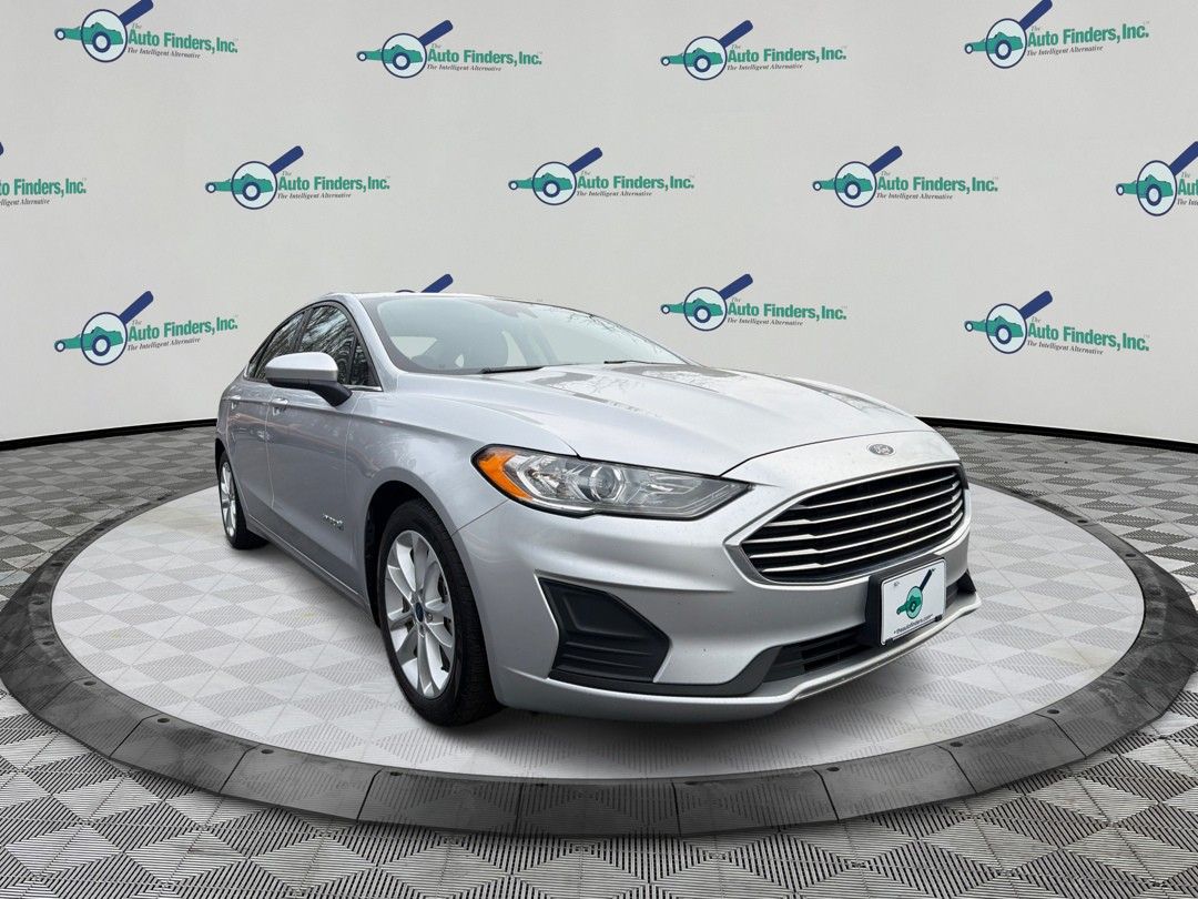 2019 Ford Fusion Hybrid SE