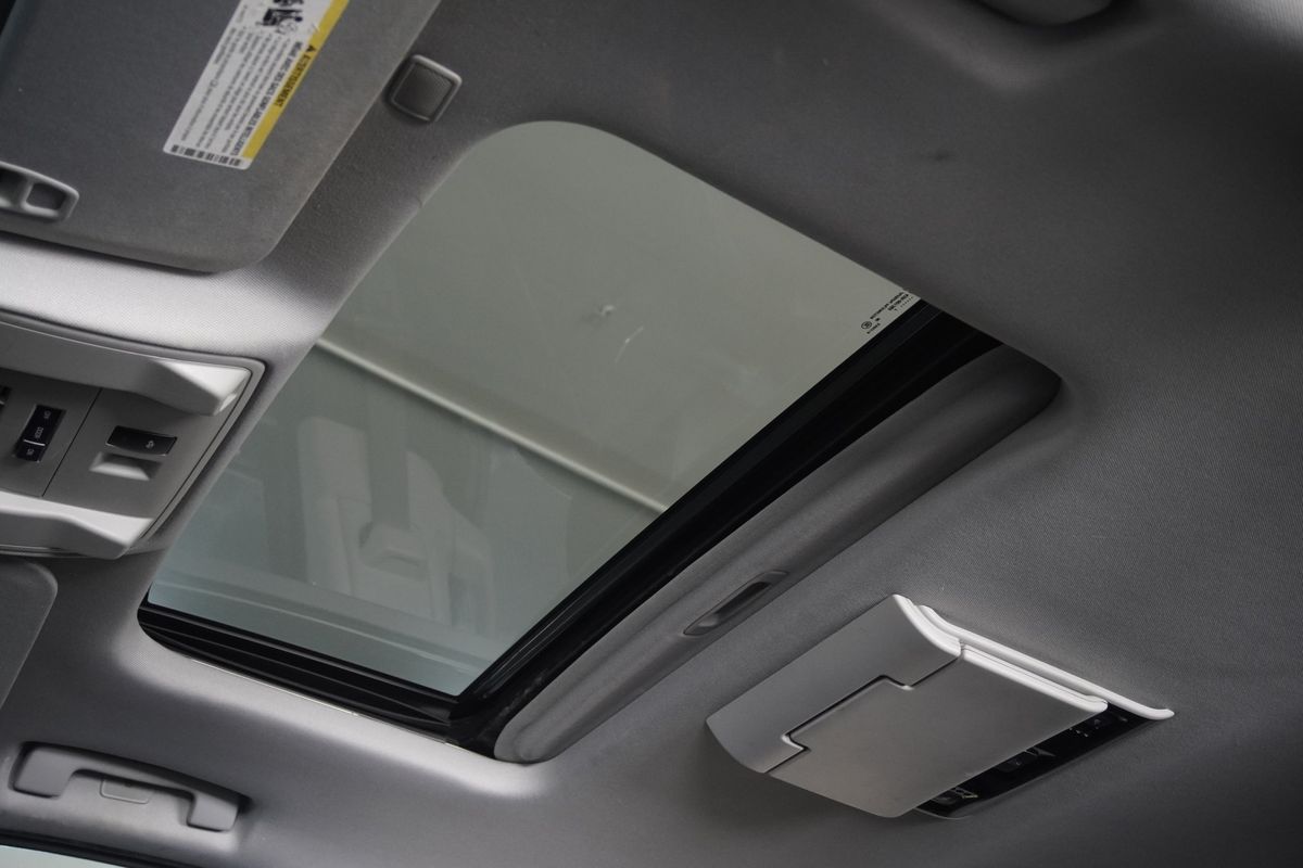 2017 Cadillac Escalade Premium Luxury