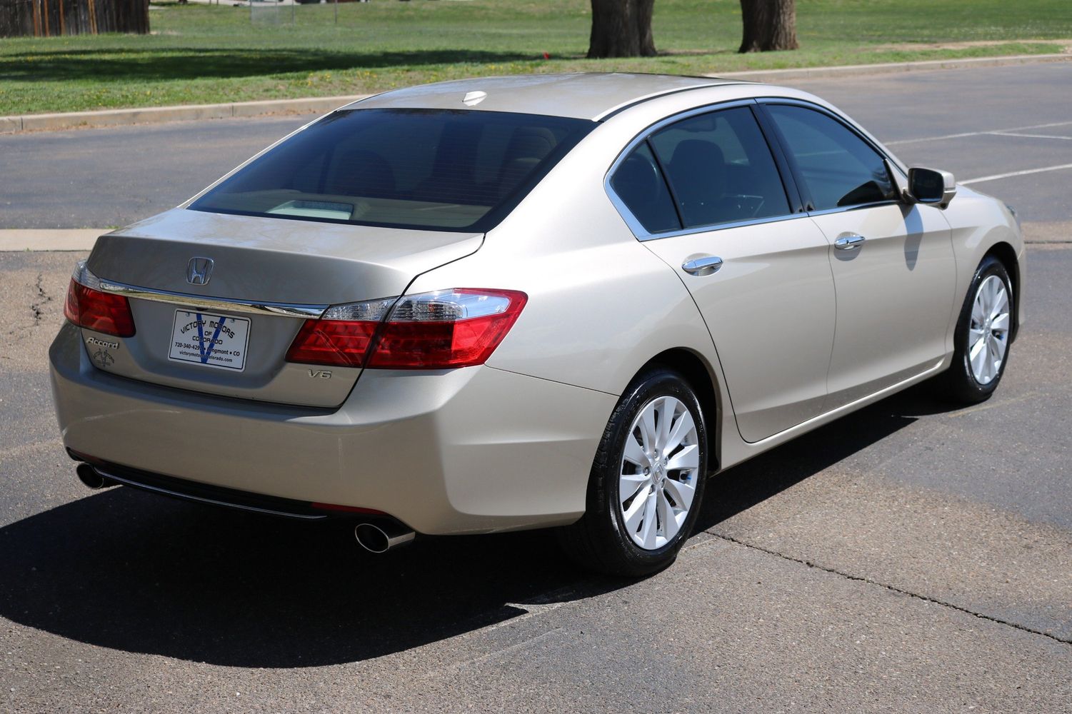 2013 Honda Accord EX-L V6 | Victory Motors of Colorado