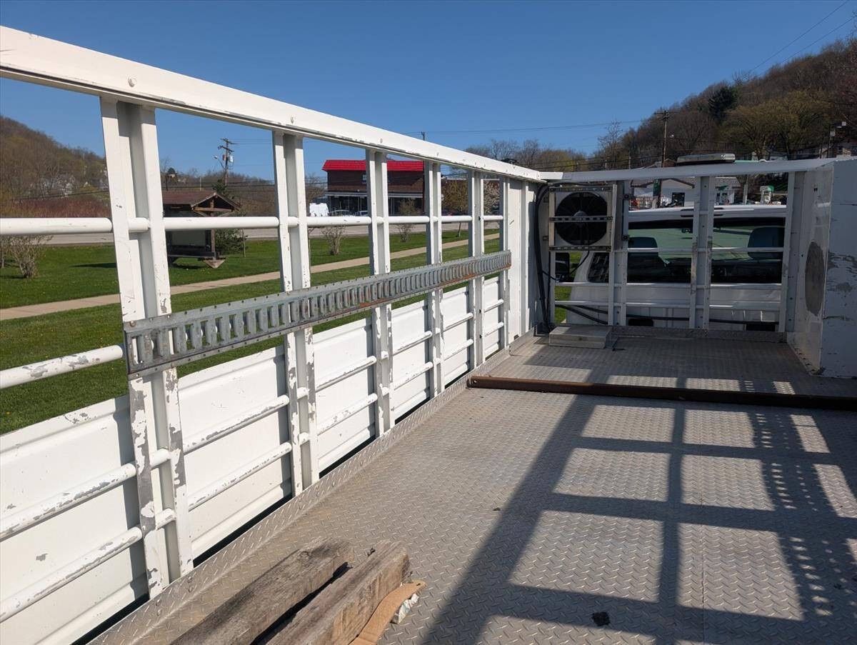 2015 Ford F-450 Super Duty 41