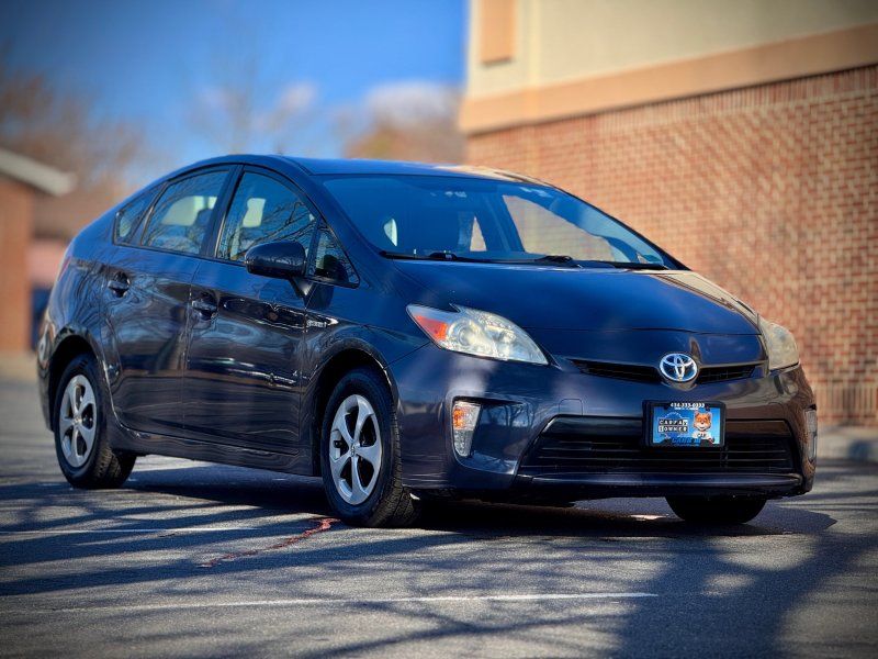 2012 Toyota Prius Two's photo
