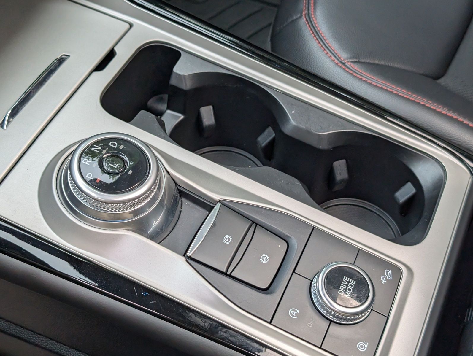 2024 Ford Explorer 94