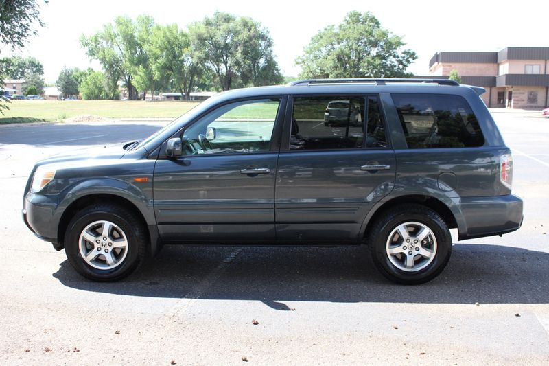 2006 Honda Pilot EX-L w/DVD | Victory Motors of Colorado