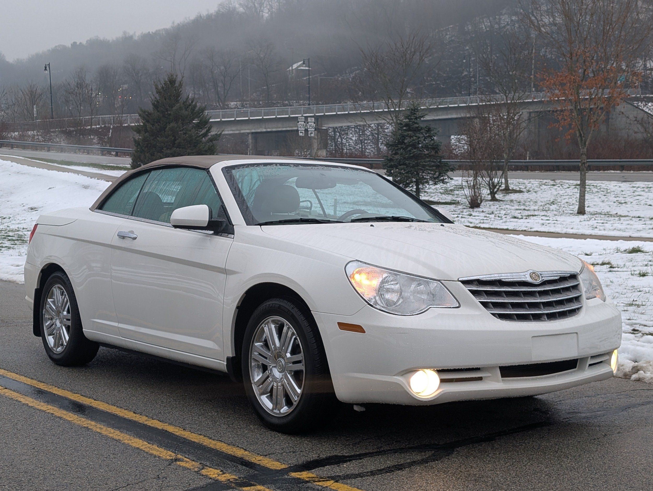 2008 Chrysler Sebring Limited's photo