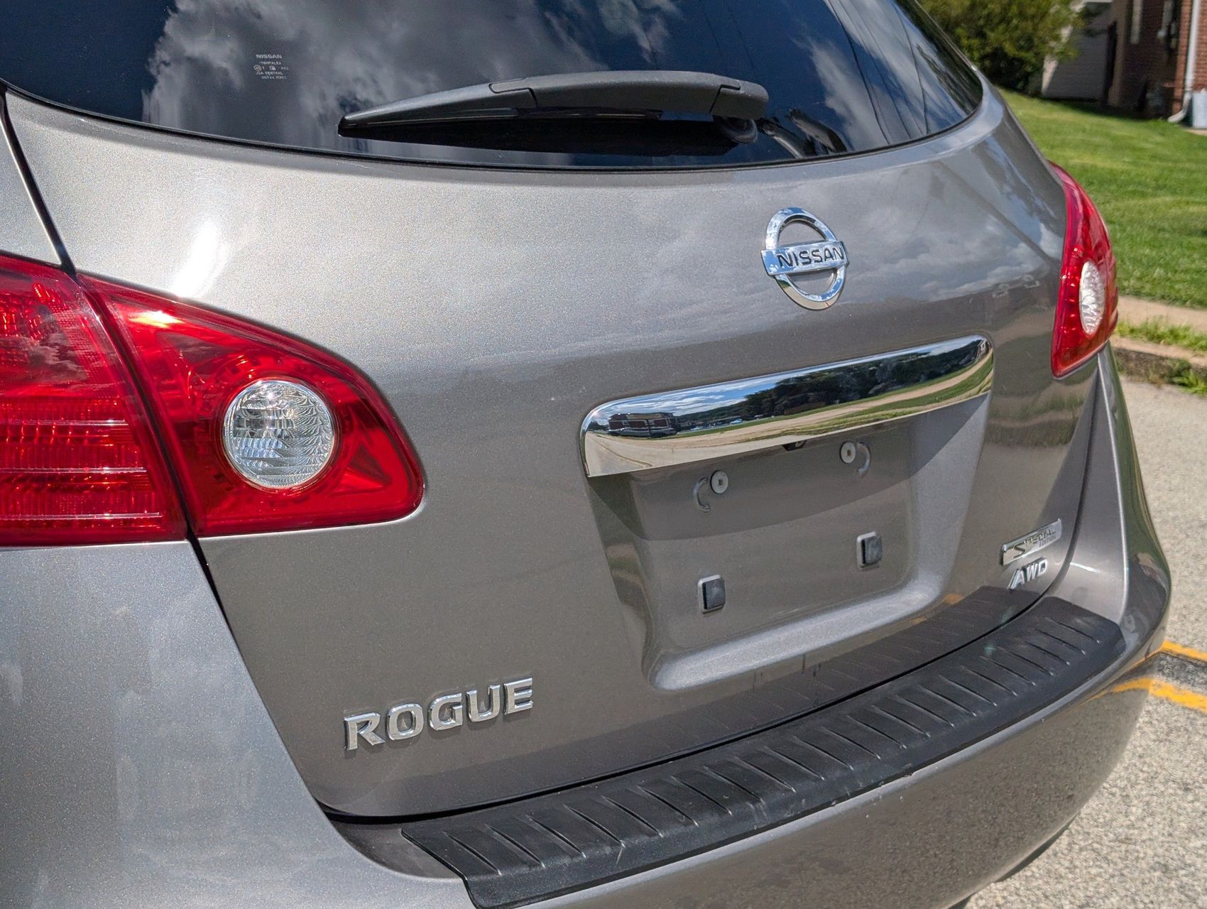 2012 Nissan Rogue 18
