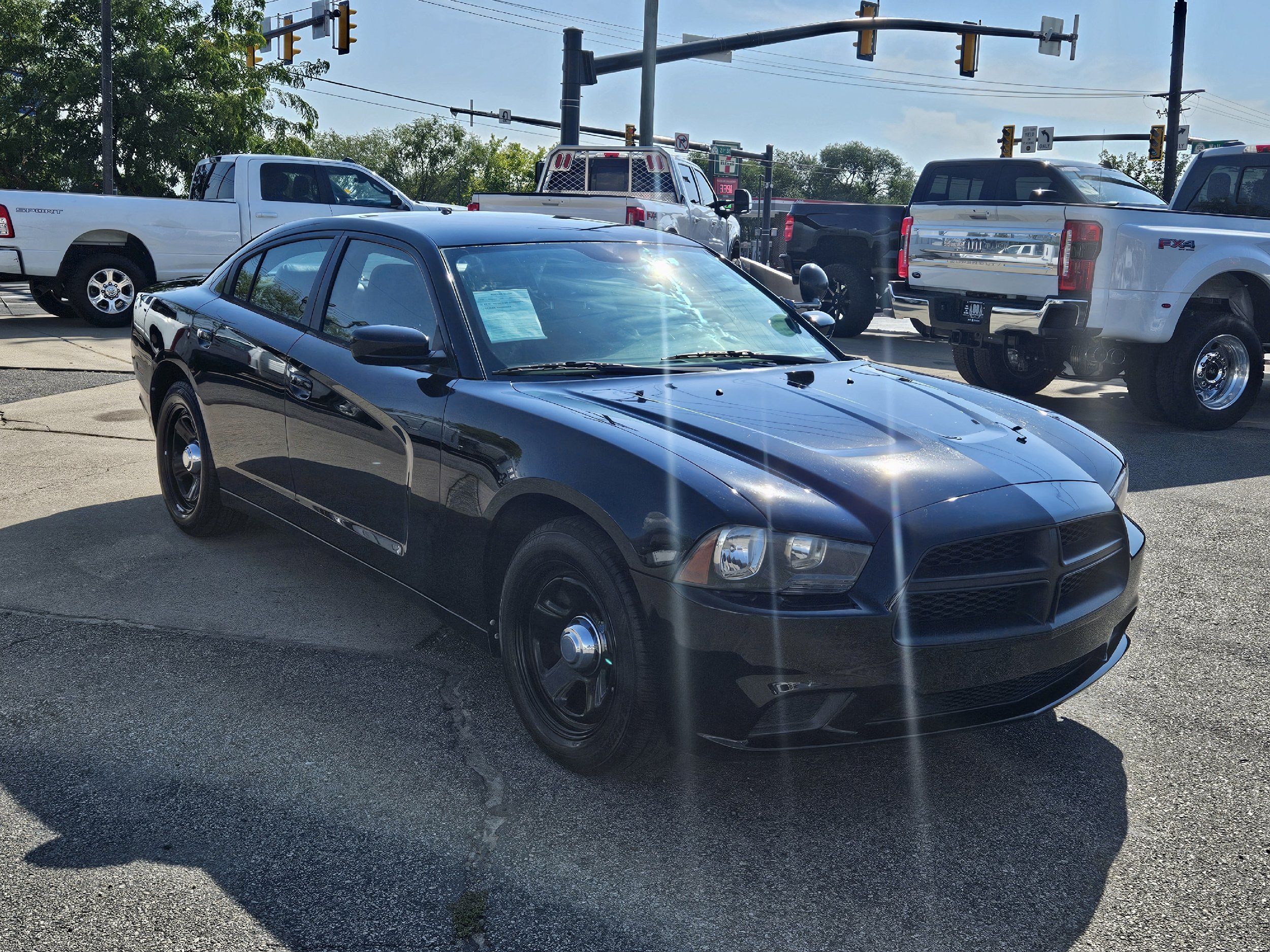 2014 Dodge Charger photo 2