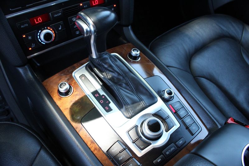 2014 Audi Q7 3.0T quattro Premium | Victory Motors of Colorado