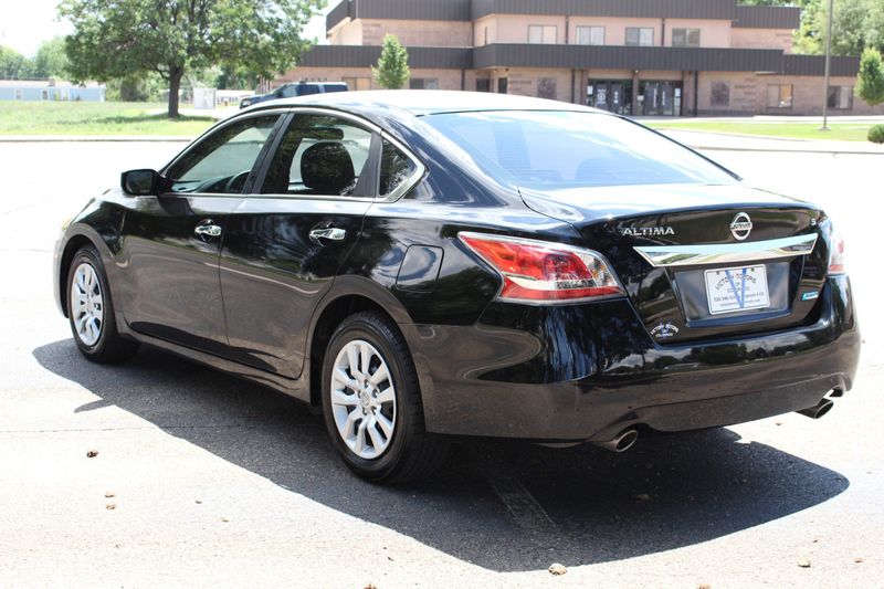 2014 Nissan Altima Photos