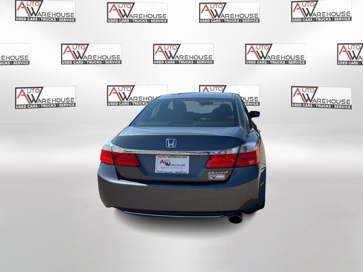 2014 Honda Accord LX photo 4
