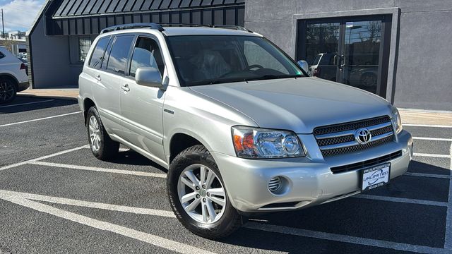 Silver 2007 Toyota Highlander Hybrid Limited AWD SUV / Crossover All-Wheel Drive Continuously Variable Transmission
