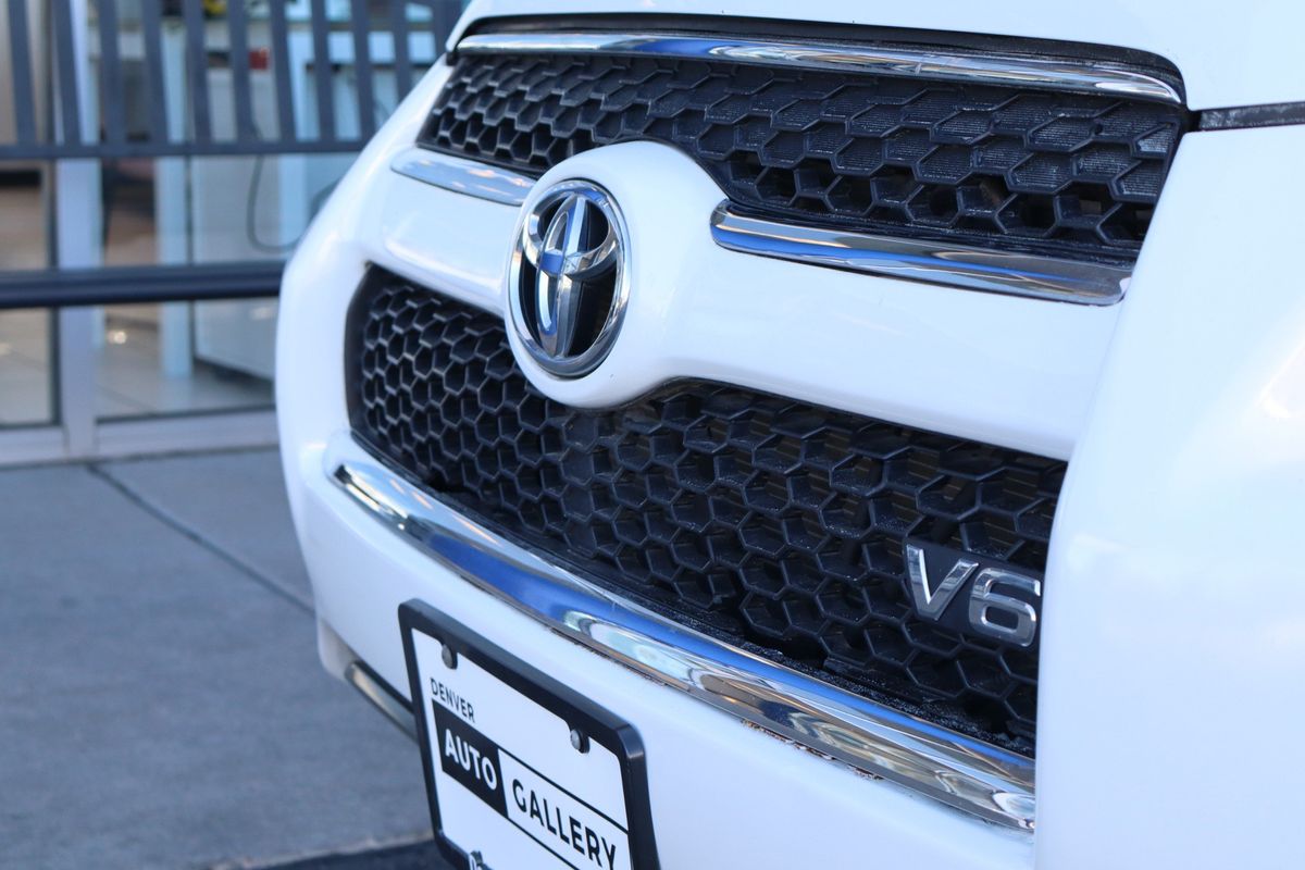 2010 Toyota RAV4 Limited V6