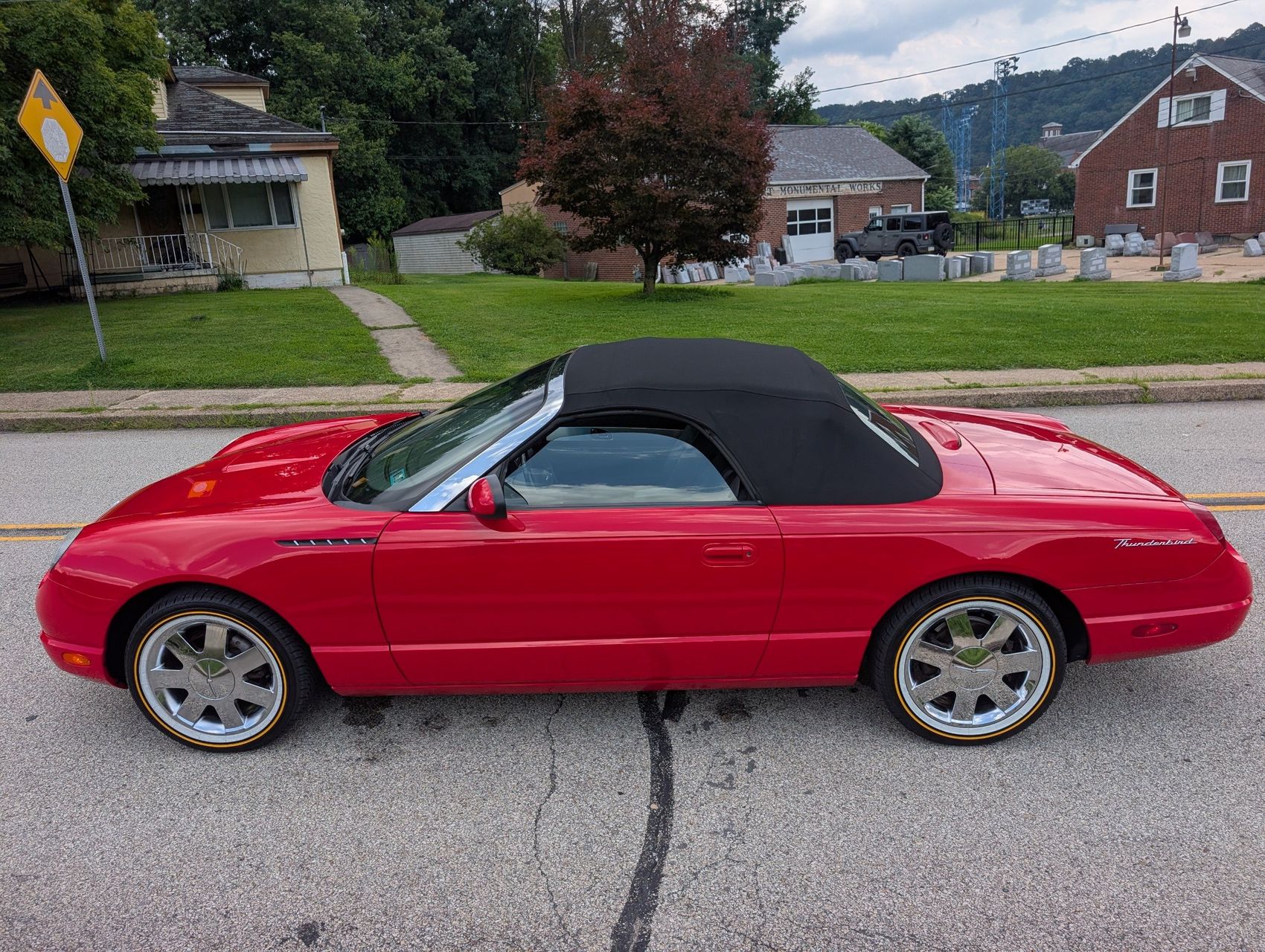 2002 Ford Thunderbird 23